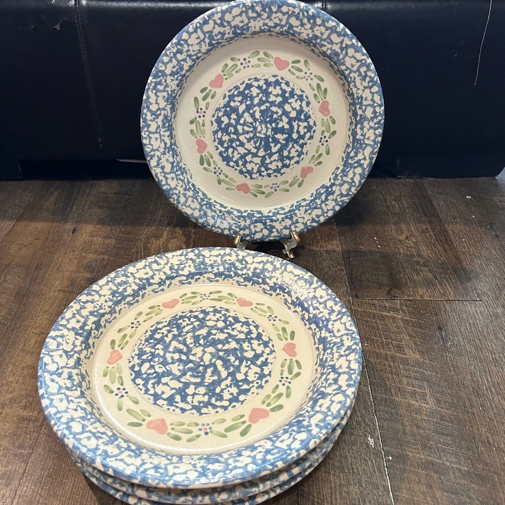 East Texas Pottery Blue Spongeware Pink Heart Dinner Plates Set of 4 Marshall TX